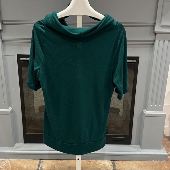 Cato Top - Picture 2 of 6